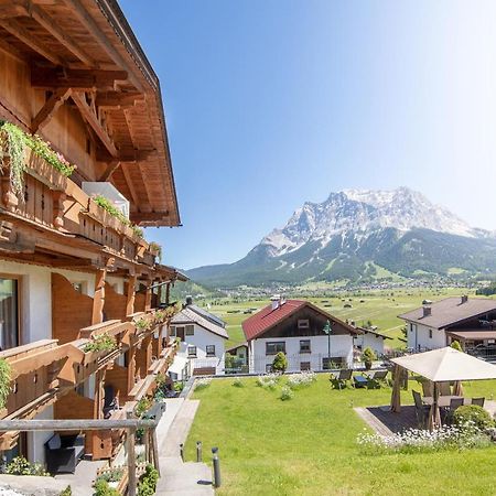 Alpenhof Hotel Lermoos Exterior photo